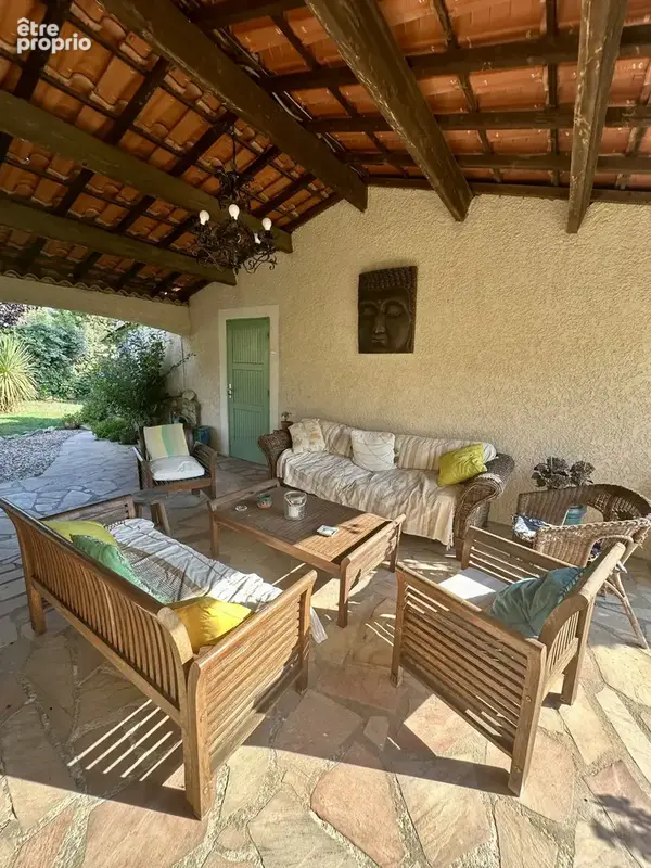 RARE et SUPERBE VILLA 5 chambres (poss de séparer une partie en T2 pour AIRBNB/FAMILLE) sur 1100 m2 paysagés - photo 6