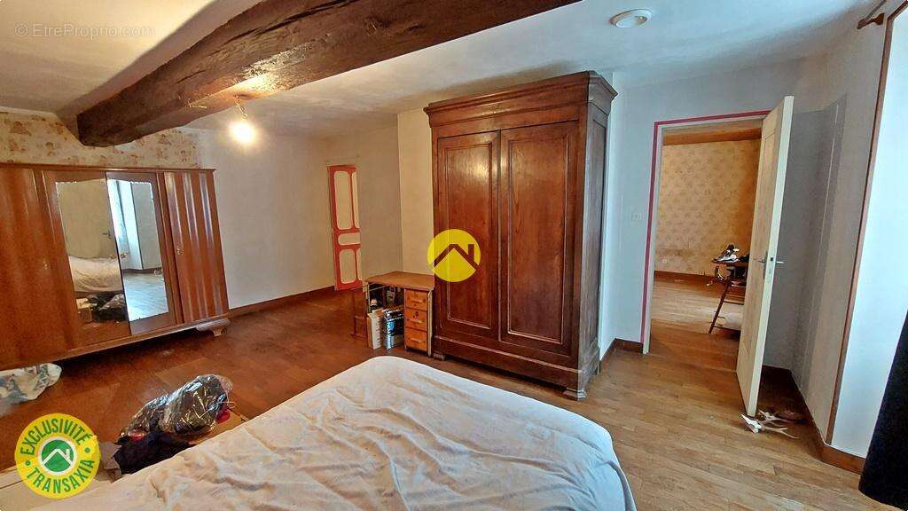 Maison rénovée avec dépendances - photo 17