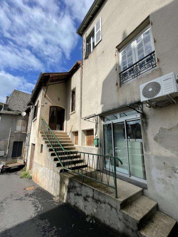 Appartement à JUILLAC