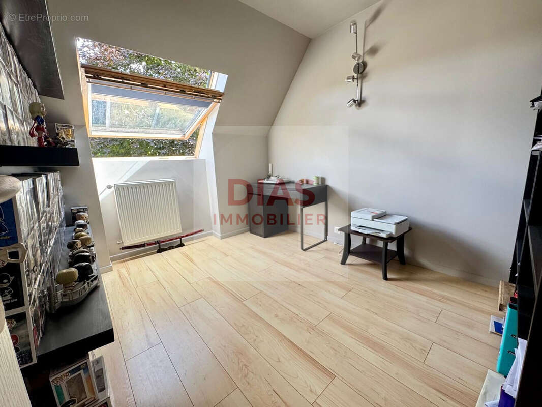 Maison à PONTAULT-COMBAULT