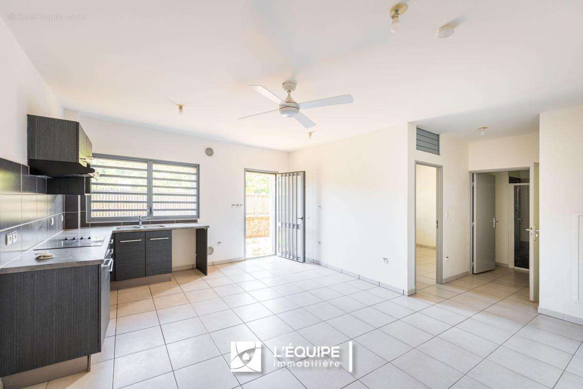 Appartement à SAINTE-MARIE