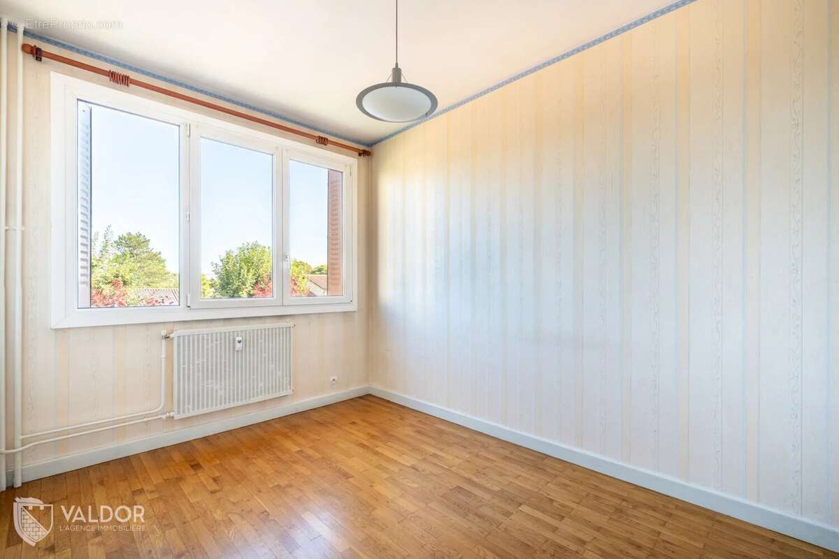 Résidence avec Parc -Appartement de type T4 - photo 7