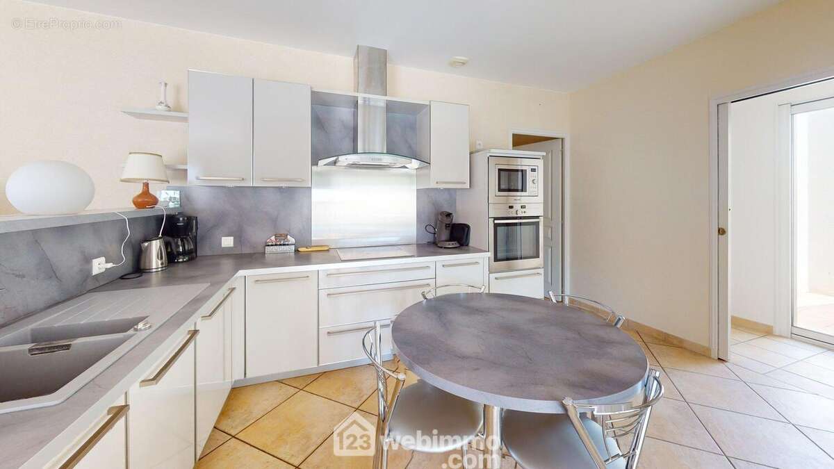 Cuisine américaine - Maison à JARD-SUR-MER