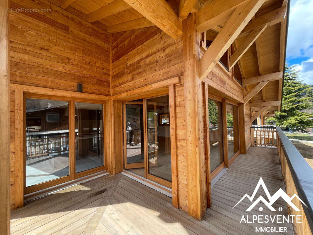 Chalet neuf Essert-Romand - Maison à ESSERT-ROMAND