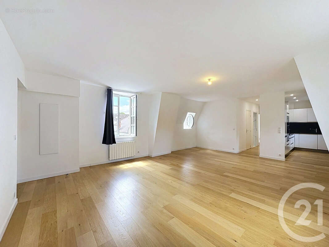 Appartement à FONTAINEBLEAU