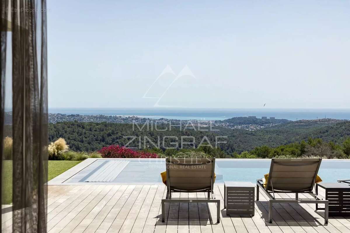Villa contemporaine avec vue panoramique mer. - photo 11