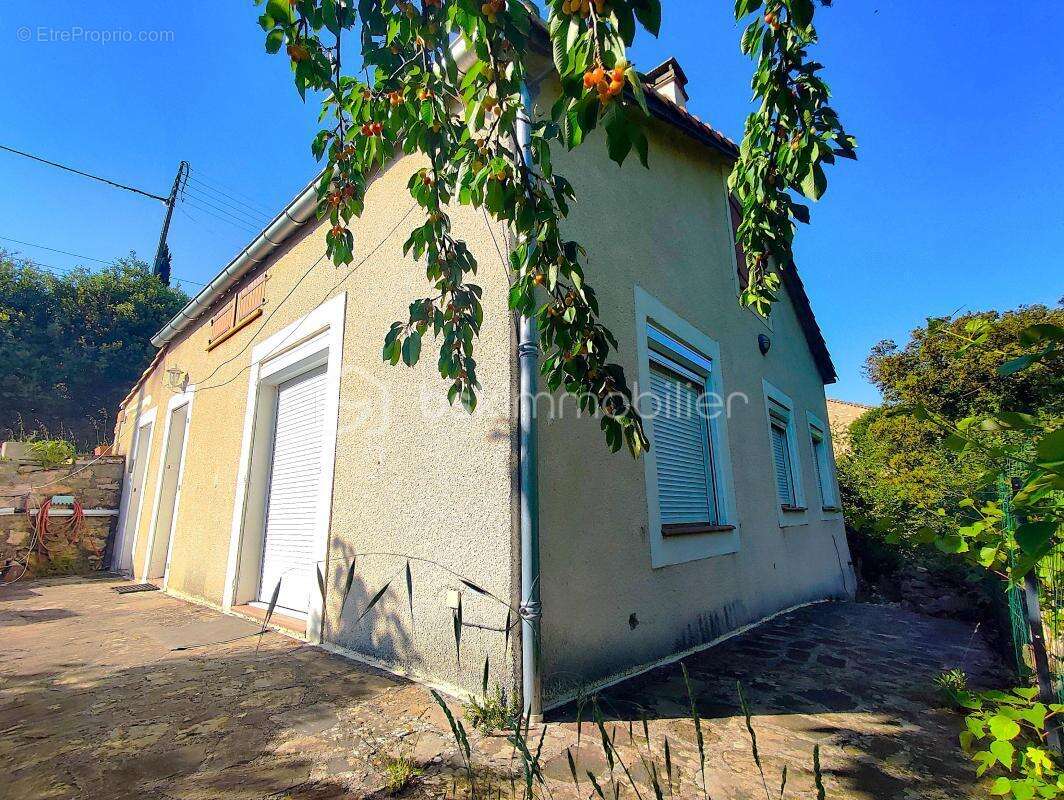 Maison de 77 m² avec combles aménageables sur parcelle de 1000 m² - photo 2