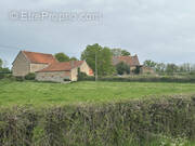 Maison à BOURG-LE-COMTE