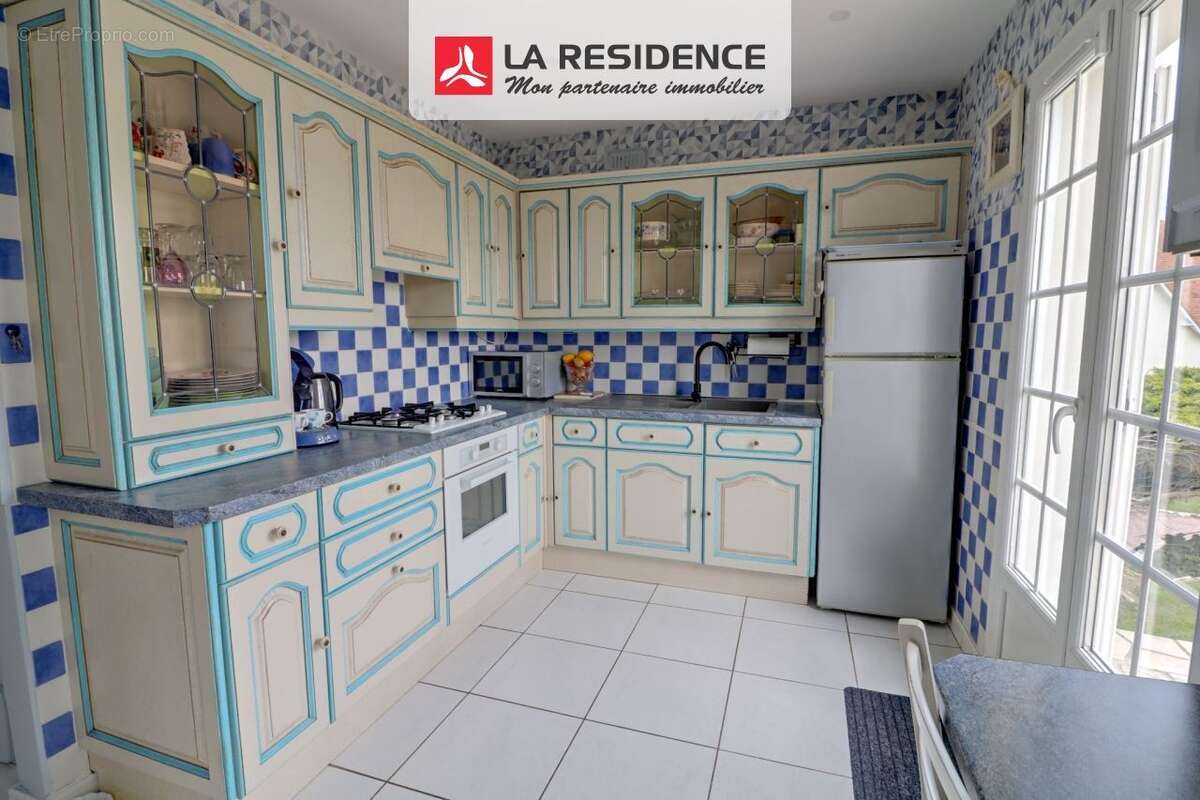 Maison à HAUTOT-SUR-SEINE