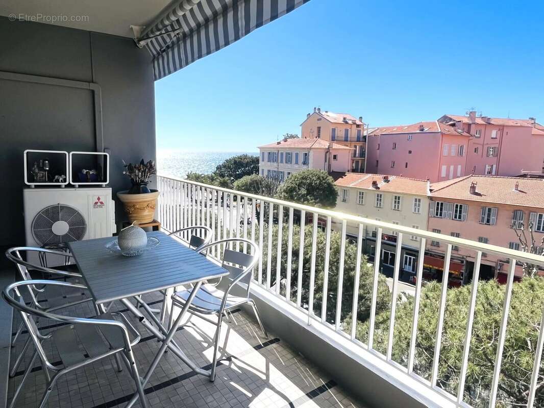 Appartement à MENTON