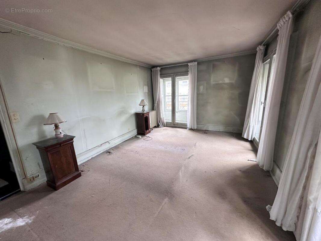 Appartement à VERSAILLES