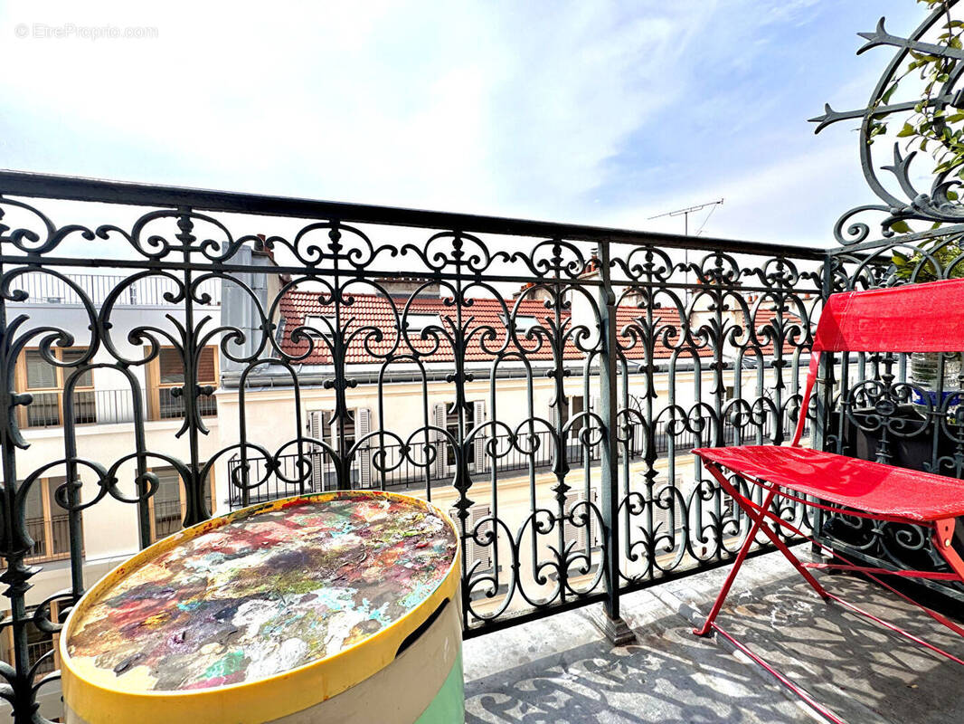 Appartement à PARIS-17E