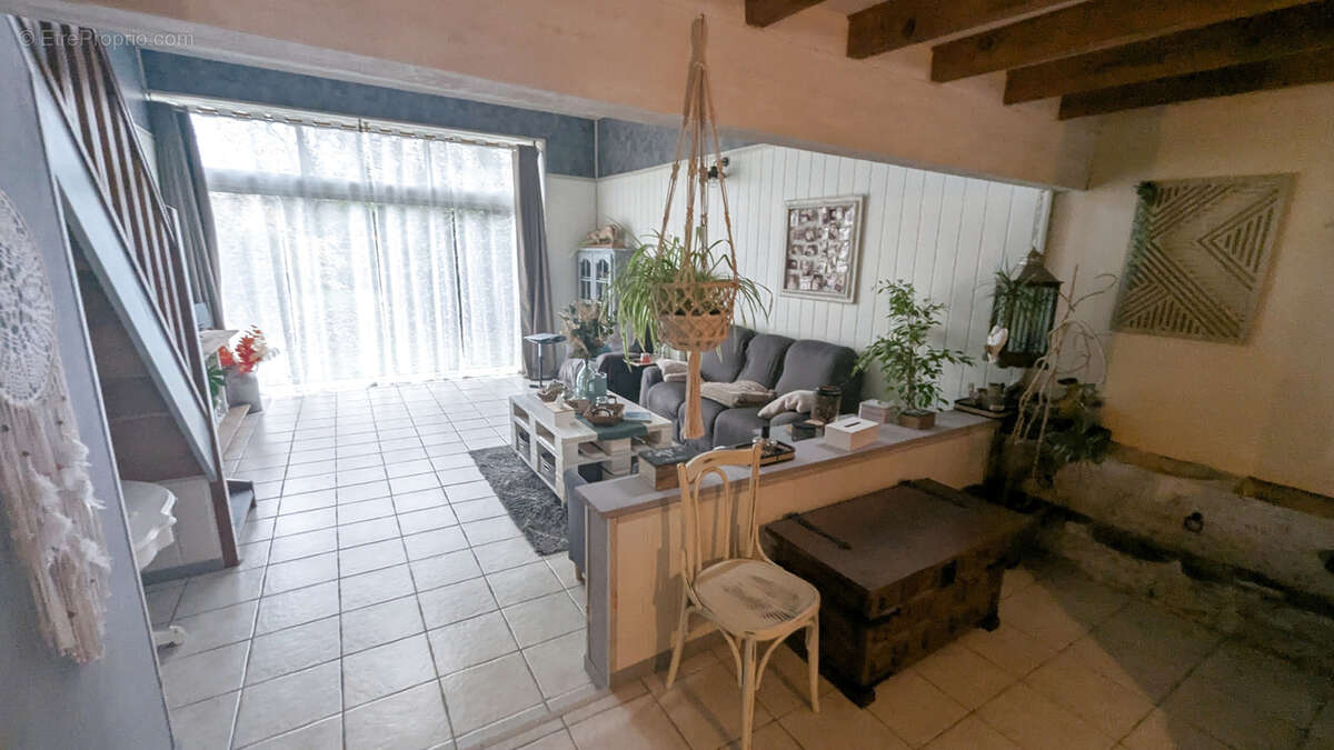 Maison à AMURE
