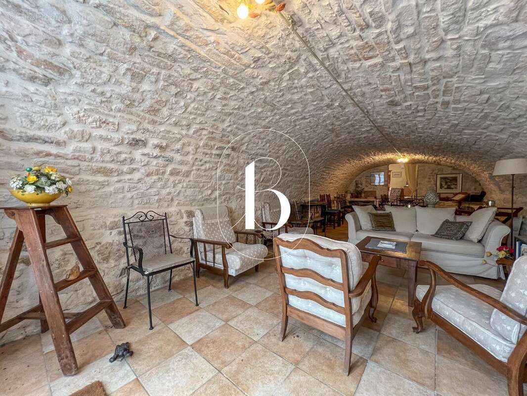 Maison à GOUDARGUES