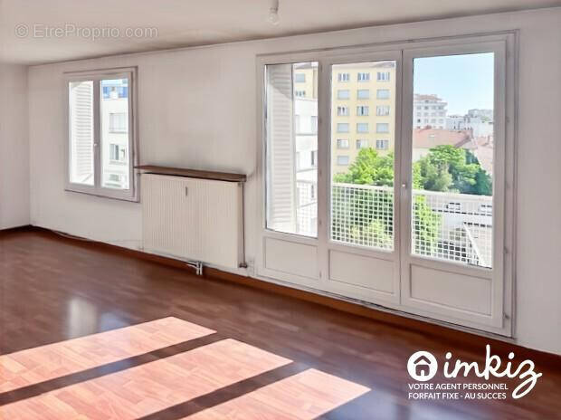 Appartement à LYON-8E