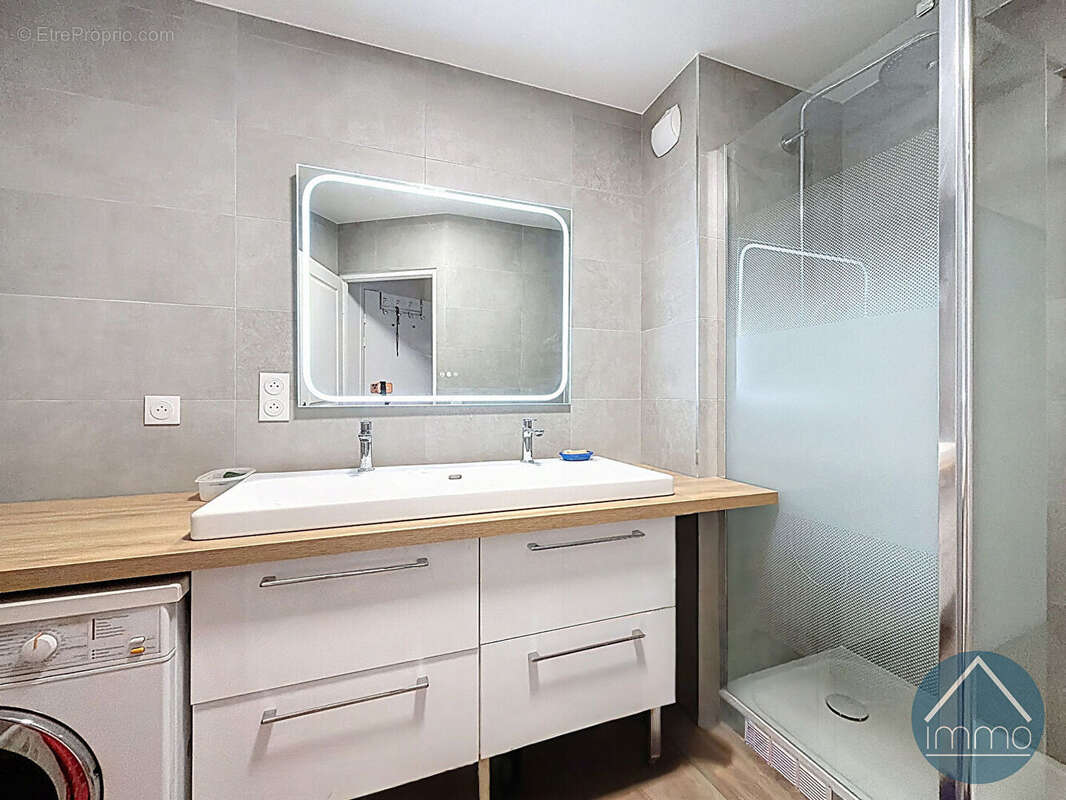 Appartement à ASNIERES-SUR-SEINE