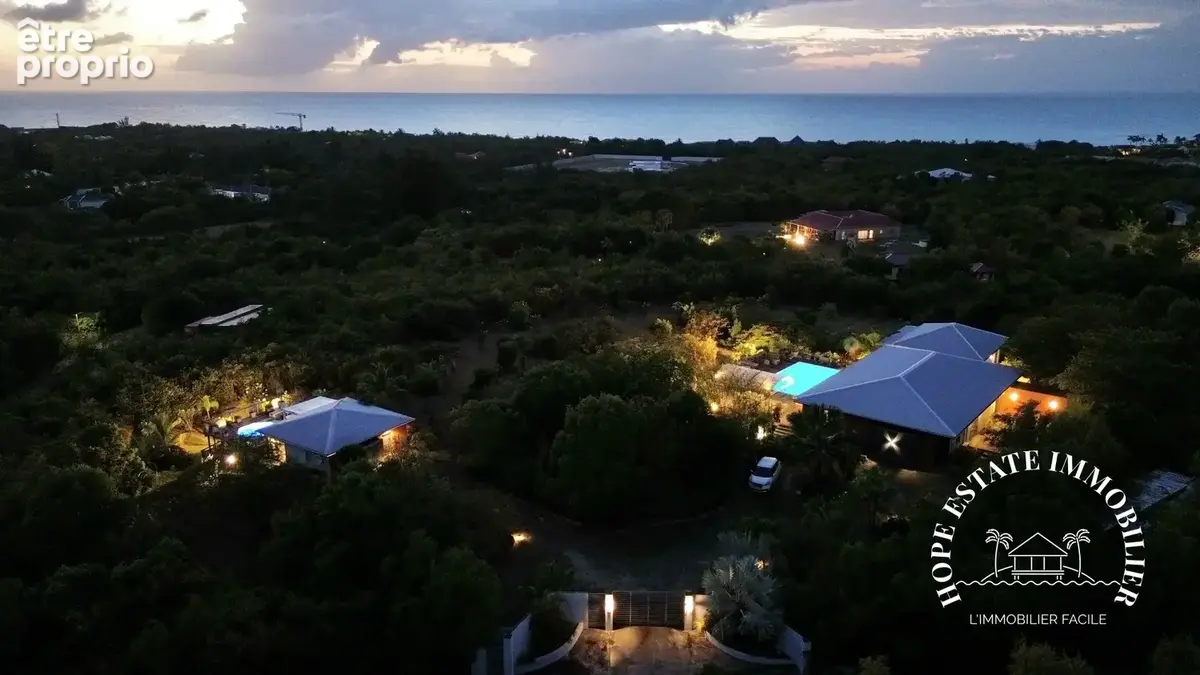 Maison 10 pièces 363 m² à vendre à Saint-Martin (97150) - photo 5