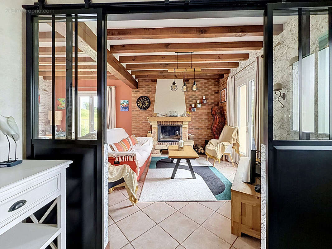 Maison à FOURGES