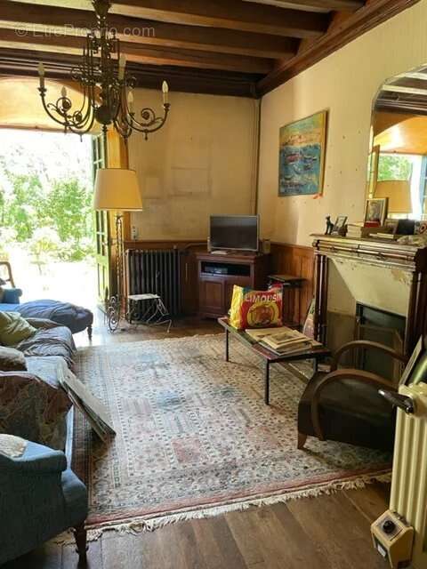 Maison à SAINT-VICTURNIEN