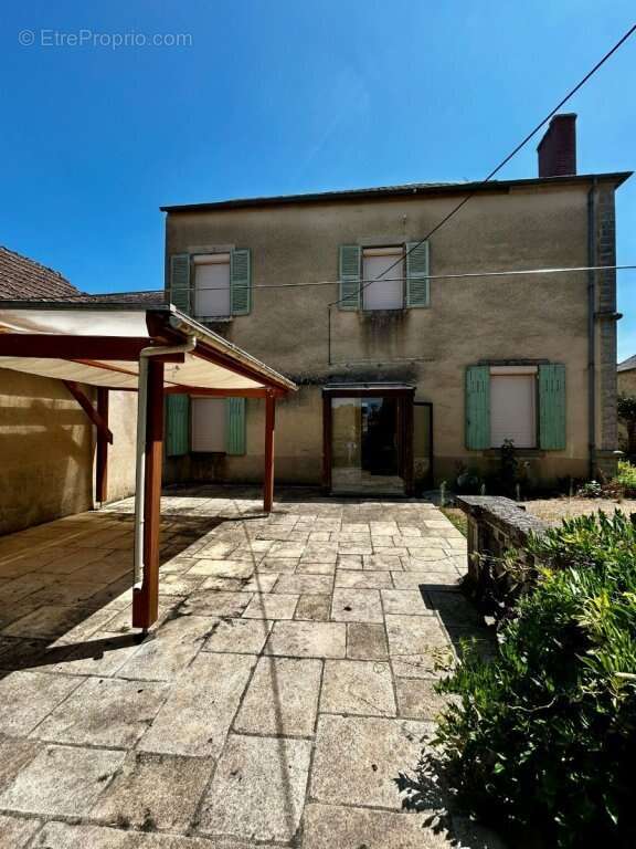 Maison de caractere coeur bazois  face au canal - toutes commodites - cour et dependances - - photo 20