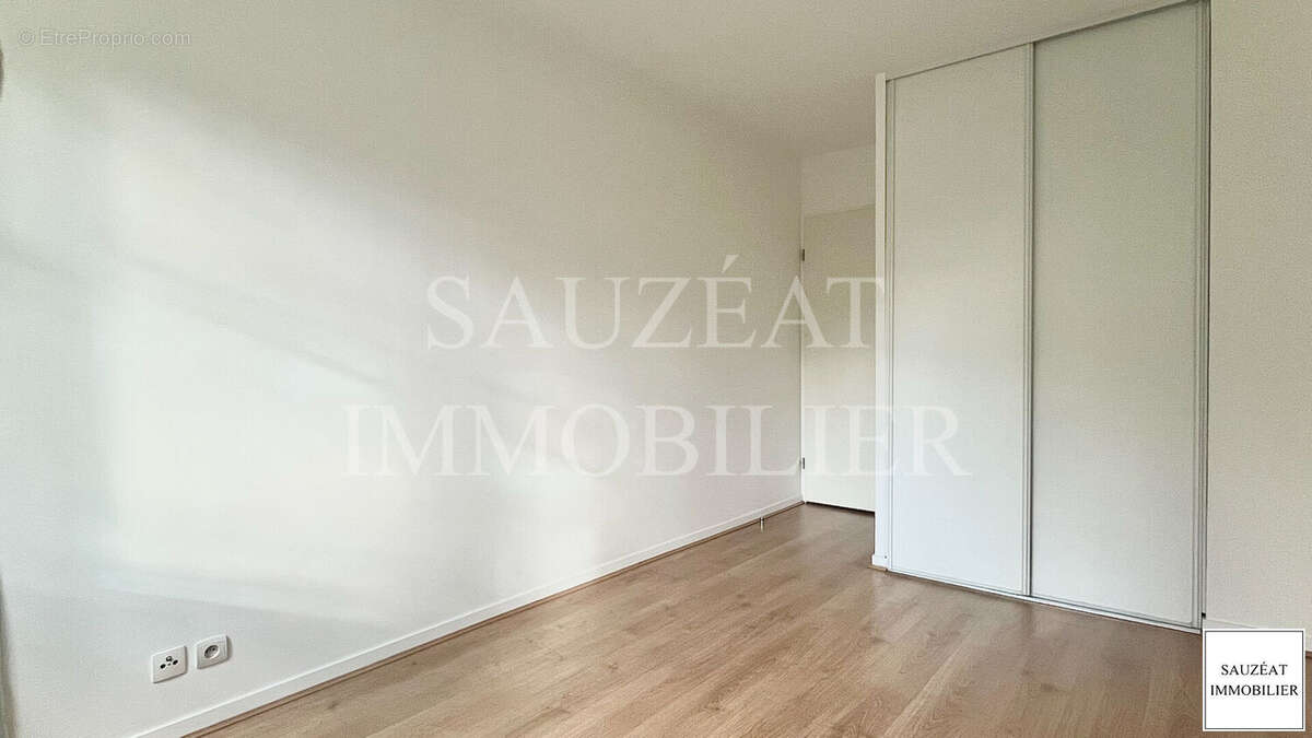 Appartement à MONTROUGE