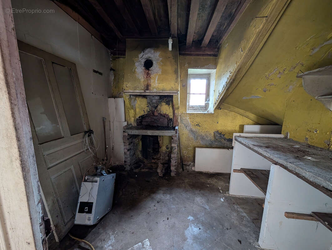 Maison à MALIGNY