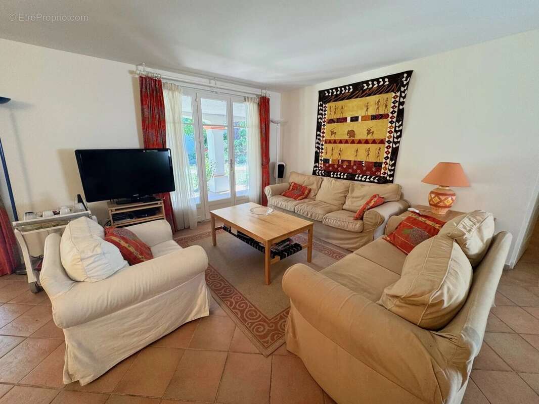 Appartement à SAINT-RAPHAEL