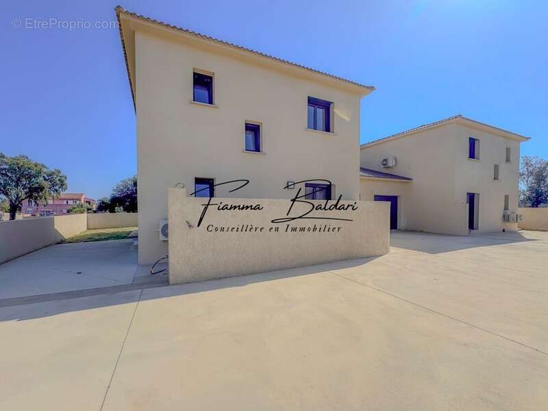 À vendre Maison T4 en duplex de 86m² neuve avec garage, Folelli, Penta di Casinca, Haute-Corse (20) - photo 14