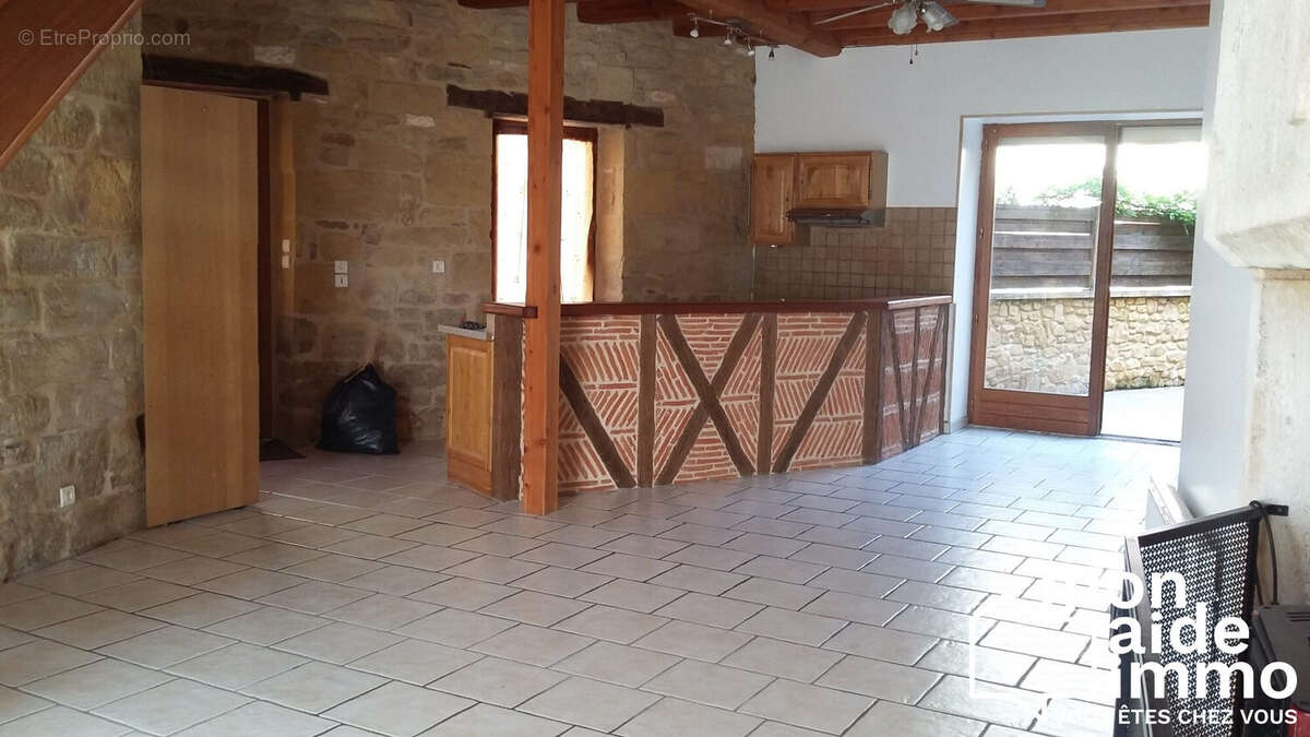 RDC - Appartement à CORGNAC-SUR-L'ISLE