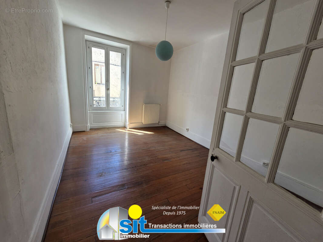 Appartement à ROUSSILLON