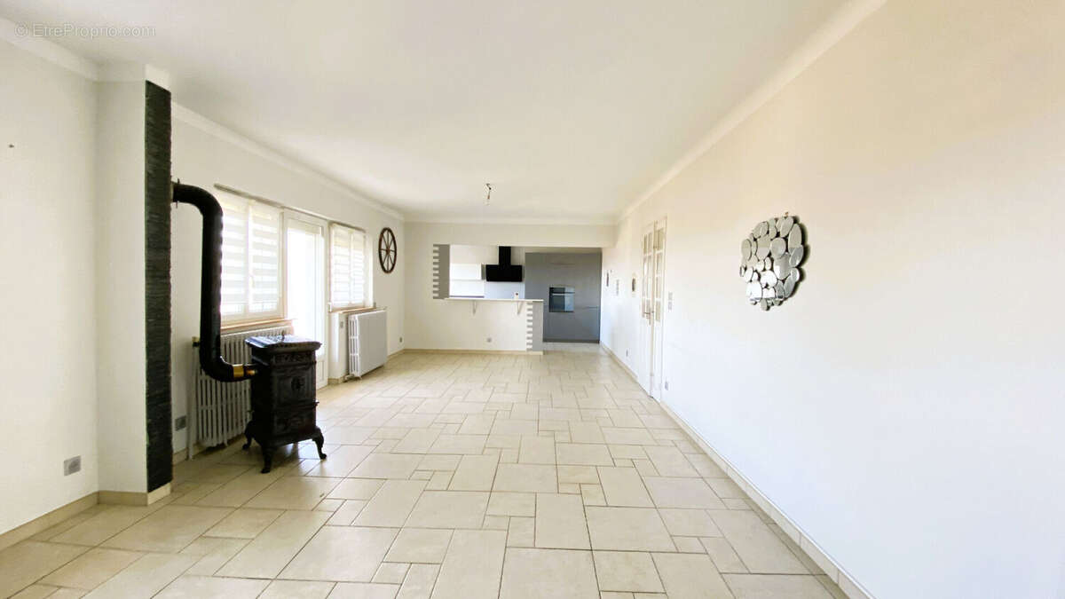 Maison à BOUXIERES-AUX-DAMES