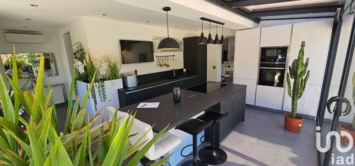 Photo 3 - Maison à TOURVES