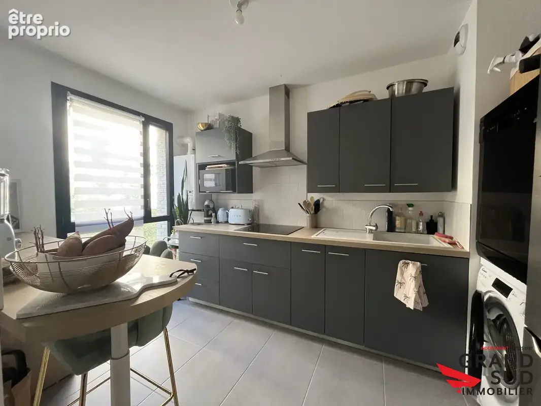 Appartement 43 m² à Begles  - photo 2