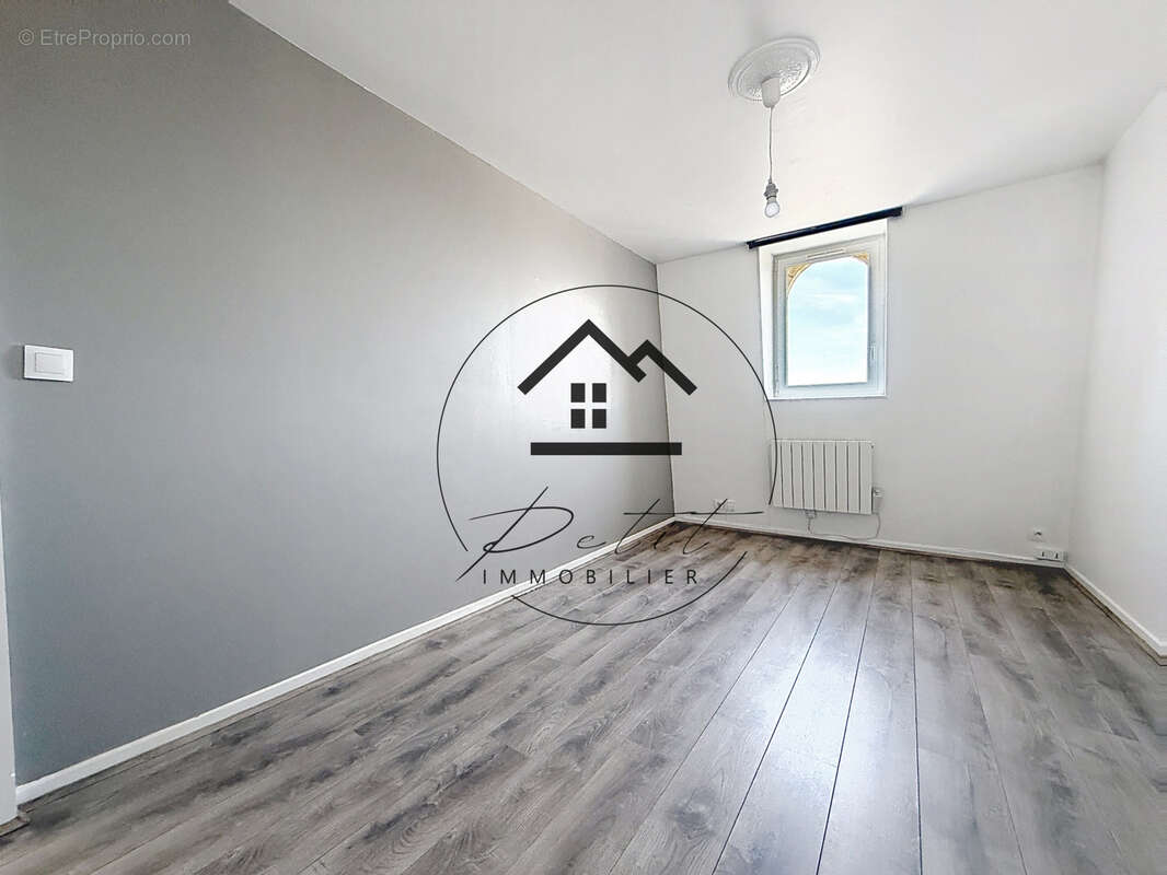 Appartement à CLERMONT