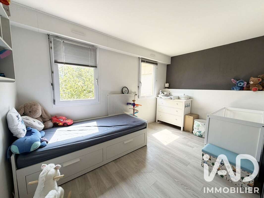 Appartement 72 m² à Boissy-Saint-Leger  - photo 8