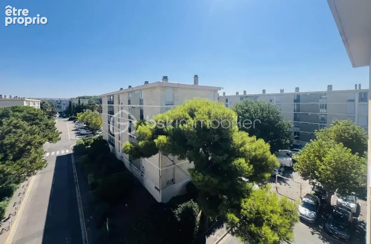 T4-dernier etage-balcon-parking-cave - photo 3