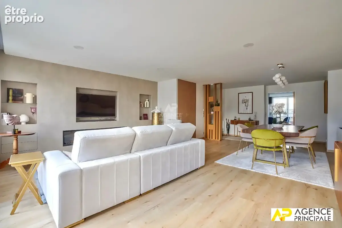 Appartement  6 pièce(s) 125.57 m2 -exclusivite - ascenseur - photo 3