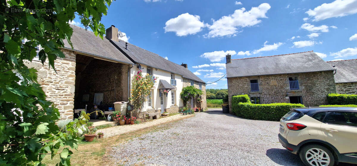 Maison à MERDRIGNAC