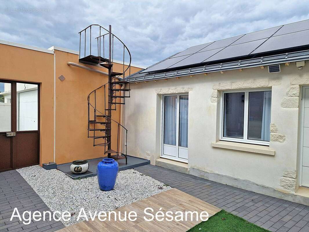 Maison à LE POULIGUEN