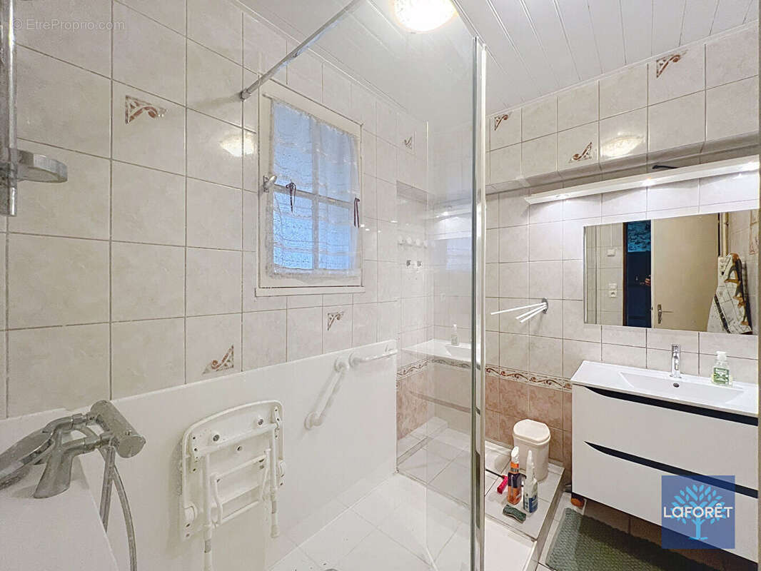 Maison à SAINT-REVEREND