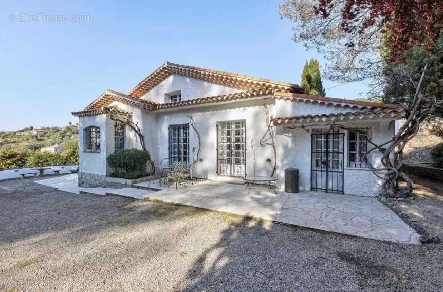 Maison à MOUGINS