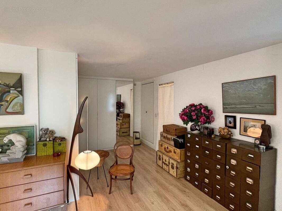 Appartement à PARIS-4E