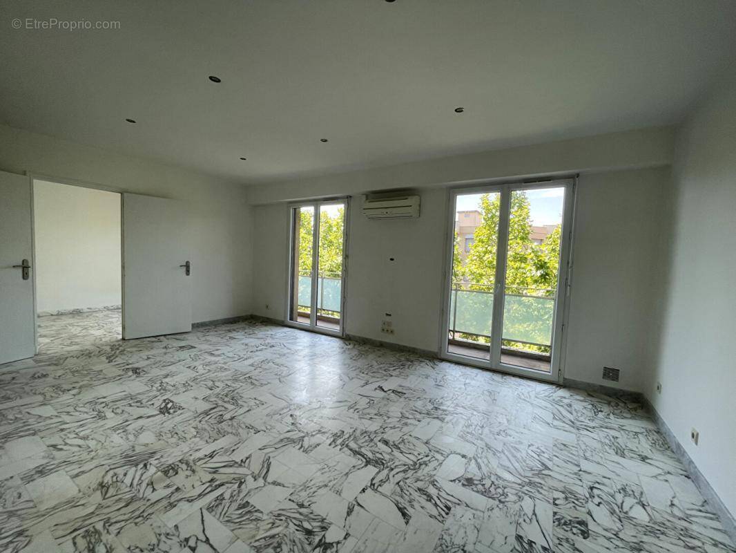 Appartement à DRAGUIGNAN