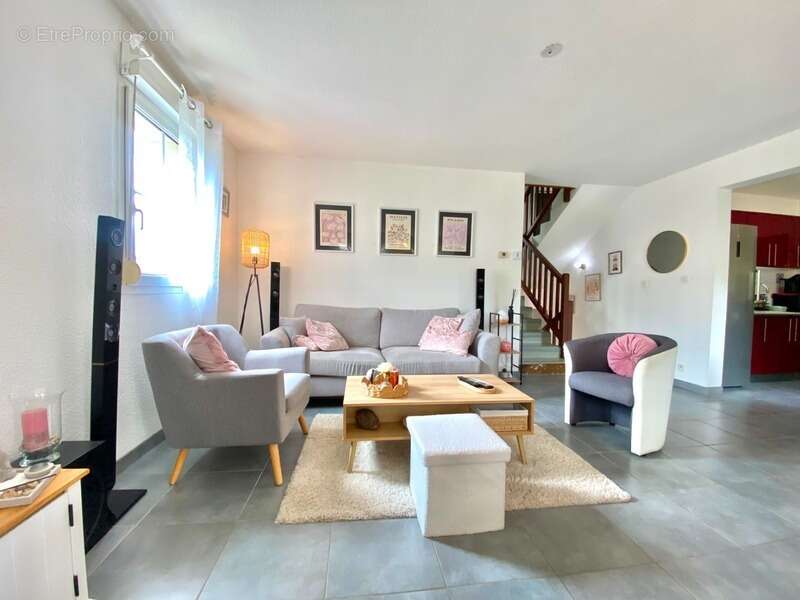 Maison familiale – 113 m² – 4 chambres – jardin – garage – glos (14100) - photo 6