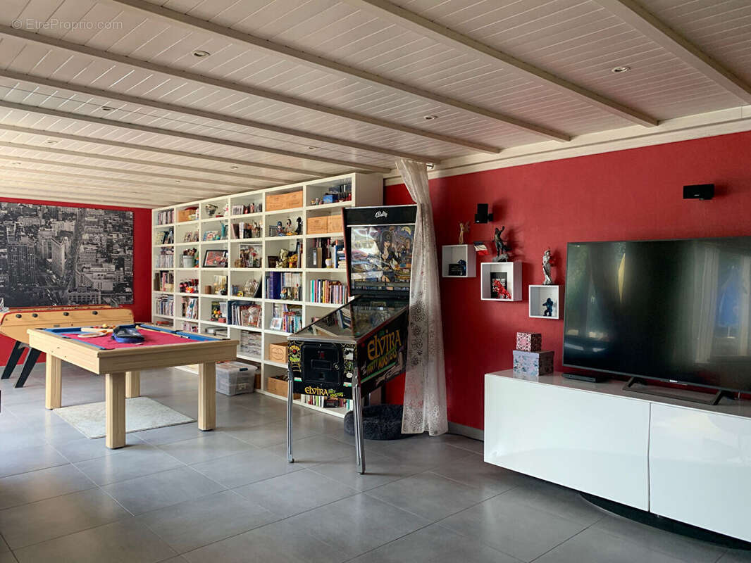 Maison à SAINT-SEBASTIEN-SUR-LOIRE