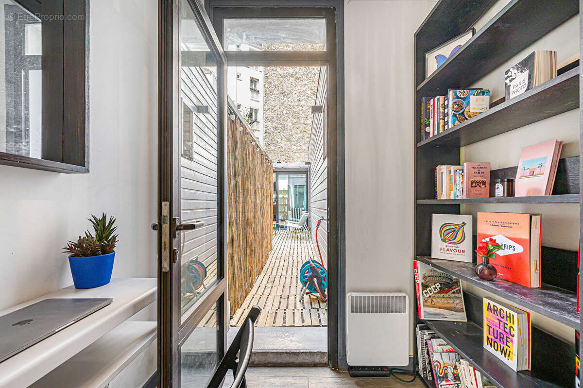 Appartement à PARIS-14E