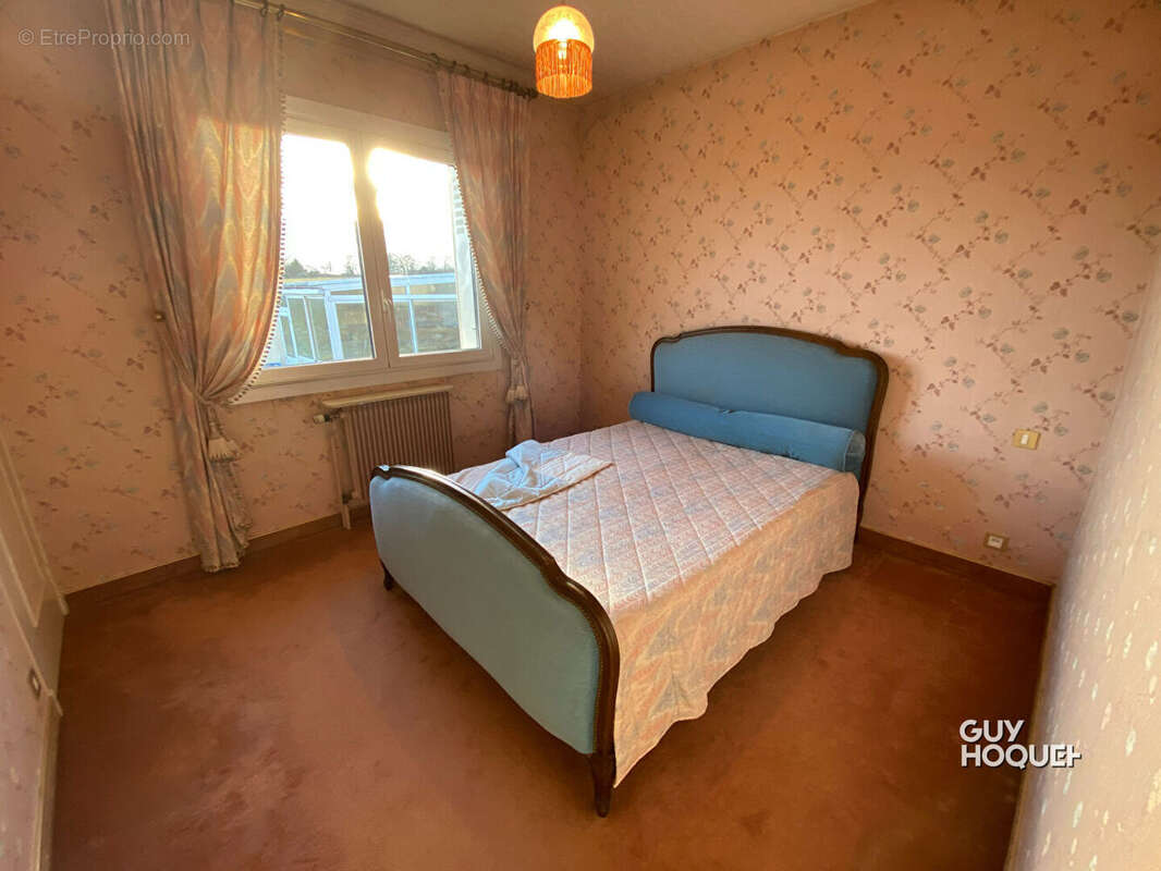 Maison à PARAY-LE-MONIAL