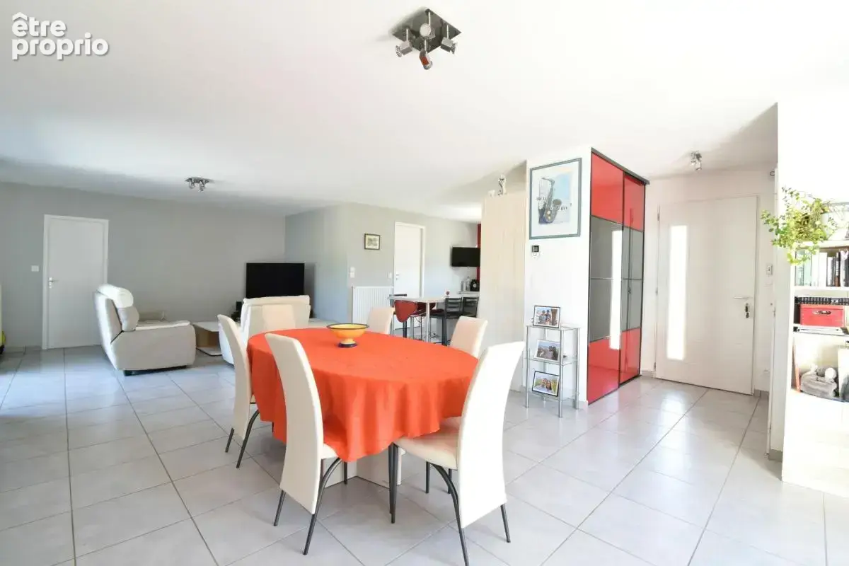 *** exclusivite *** plain-pied 4 chambres, jardin et garage *** billom 63160 - photo 6