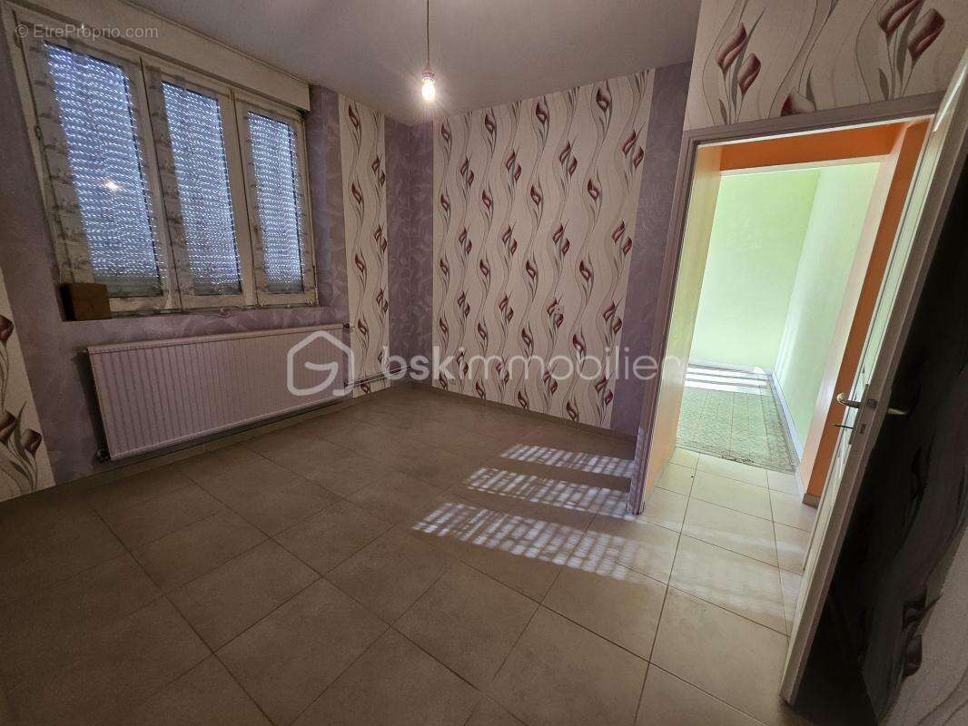 **Bar/ Restaurant ou Habitation de plein pied à vendre à Bray-sur-Somme* - photo 8