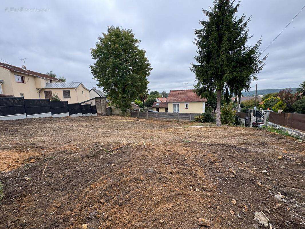 Terrain Igny 500 m2 Façade 23m - photo 3